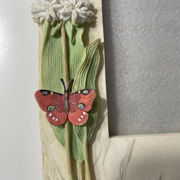 5” X 7” Cream & Floral Picture Frame - Picture 4 of 6